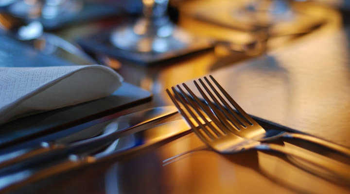 Isaac Dining Room